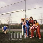 14-02-1980 Dolly Dots, Ria Brieffies, Angela Groothuizen, Anita Heilker, Angéla Kramers, Esther Oosterbeek and Patty Zomer at footballfield in Amsterdam. Photo Govert de Roos/Connu